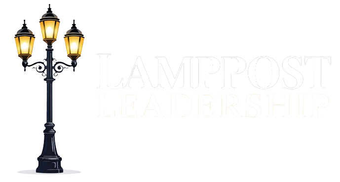 Lamppost new Logo white (1)